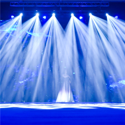 LED svetlo s pohyblivou hlavou 12X40W so ZOOM Wash